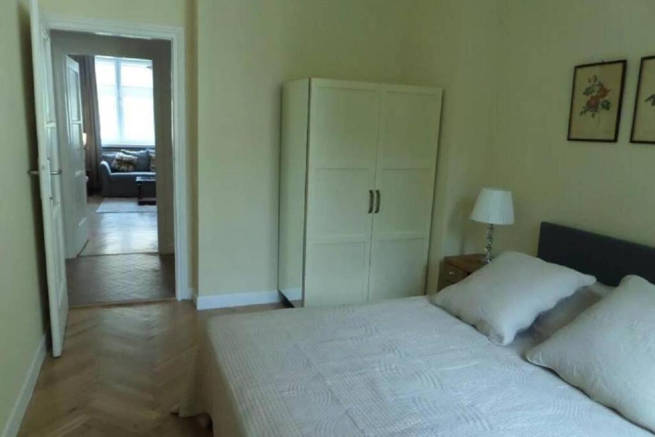 Super Luxury And Cozy- Golden Apartments- City Center Varşovia Exterior foto